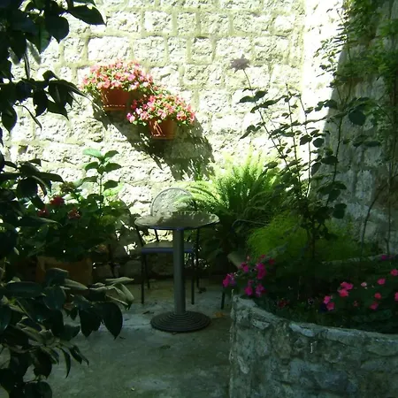 Apartman By The Sea - 18908 Dubrovnik