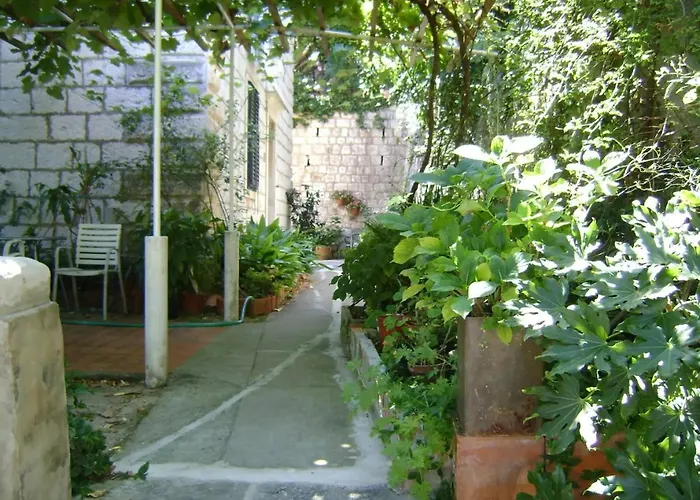 Apartman By The Sea - 18908 *