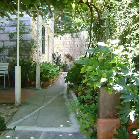 Apartman By The Sea - 18908 *
